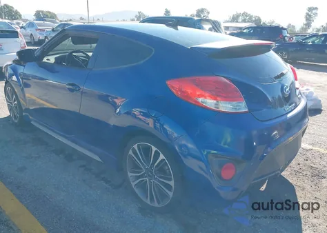 2016 Hyundai Veloster Turbo z USA, uszkodzony, nr VIN KMHTC6AE6GU254330